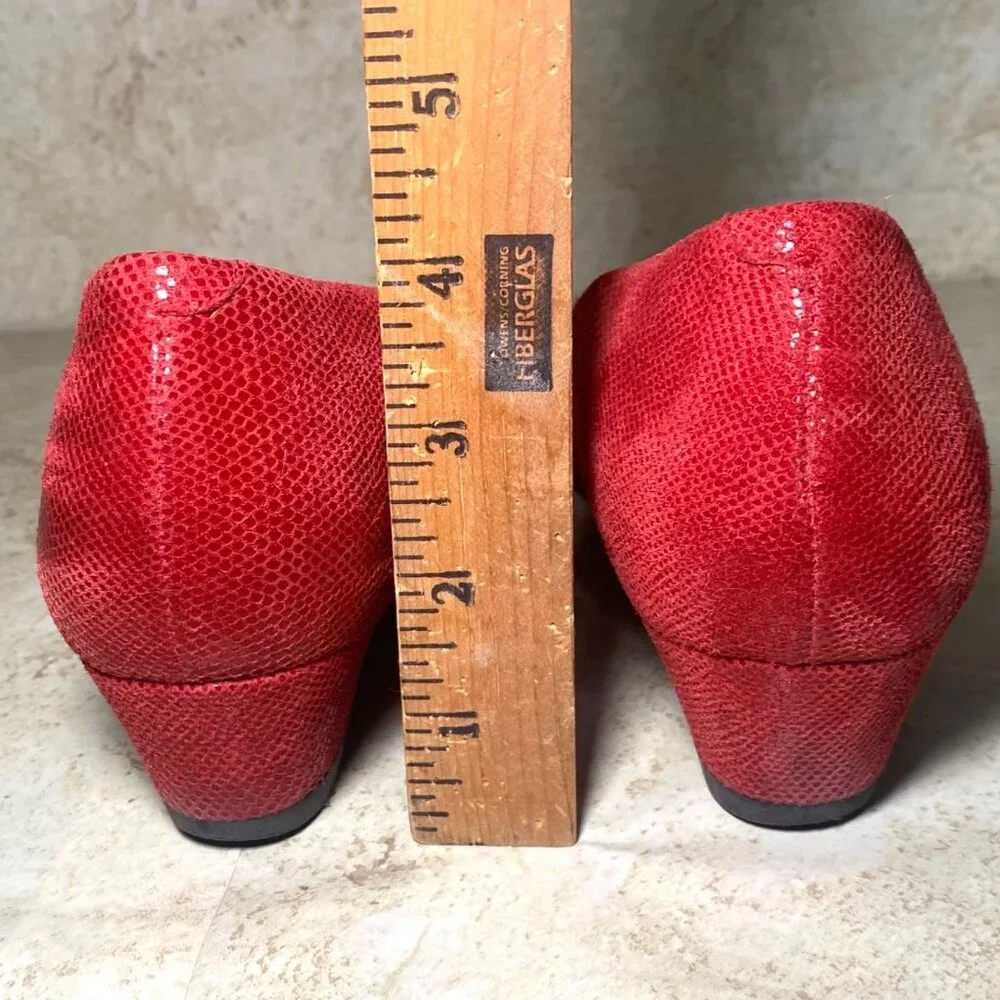 SAS Womens Red Leather Wedge Low‎ Heel Shoes Professional Career Office